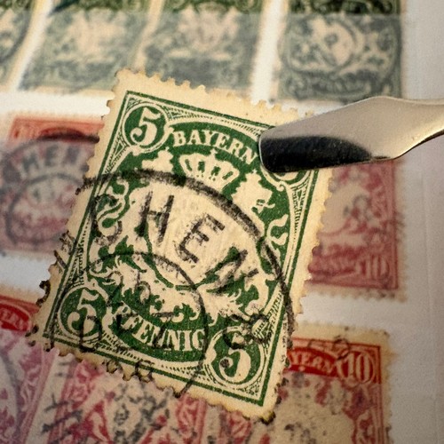 1. Alte Briefmarken sind immer wertvoll